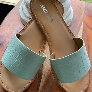 Brand new soda sandals